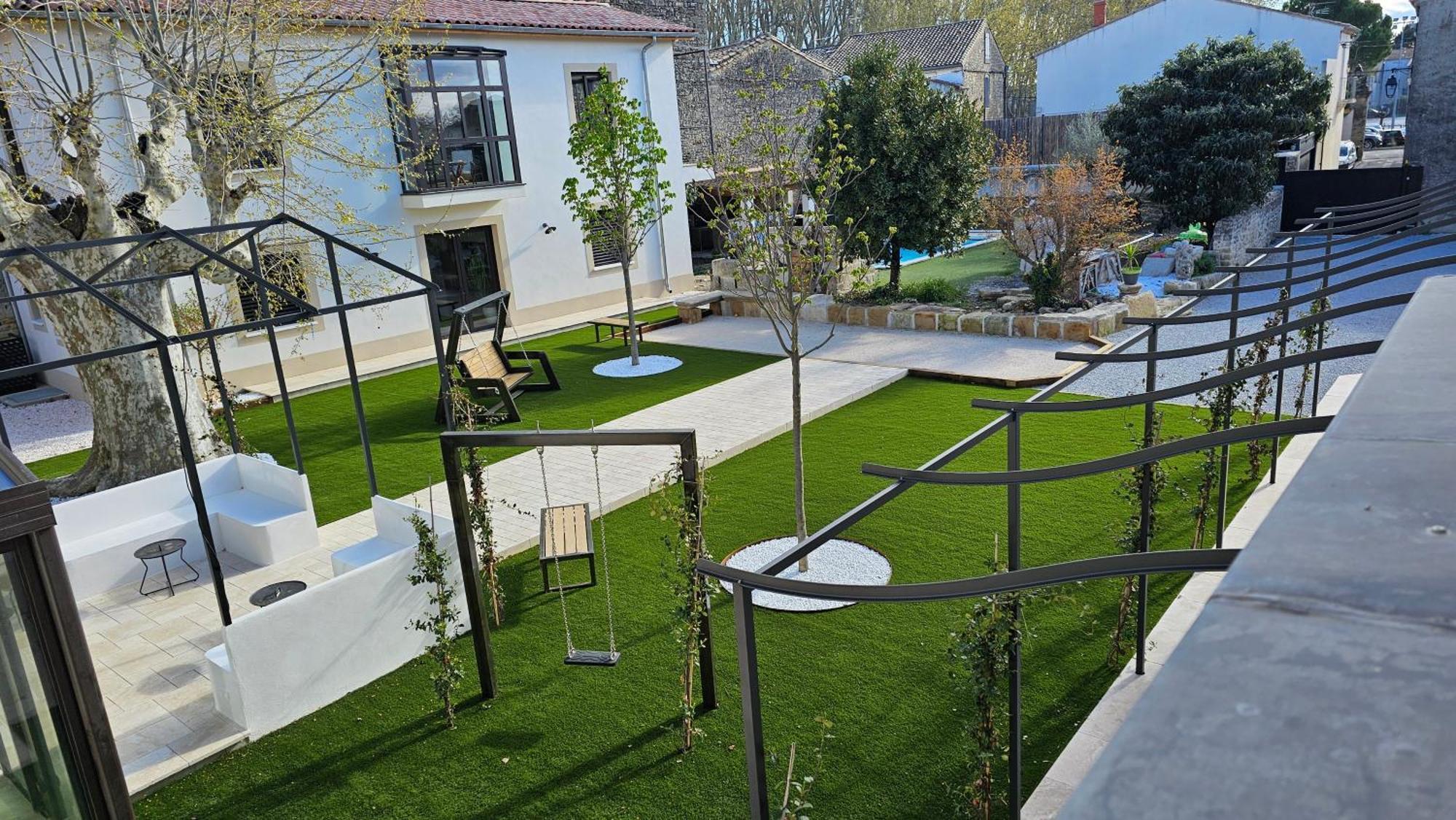 Les Marronniers Bed & Breakfast Laverune ภายนอก รูปภาพ